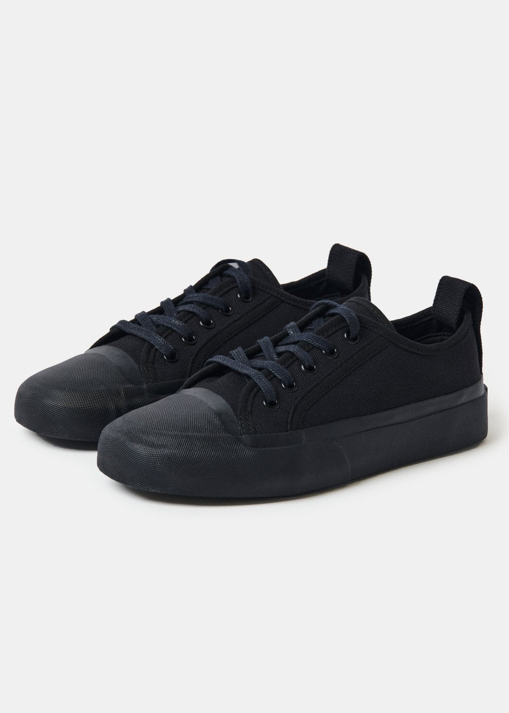 Byrd Rubberised Canvas Shoe — DARKEST NAVY
