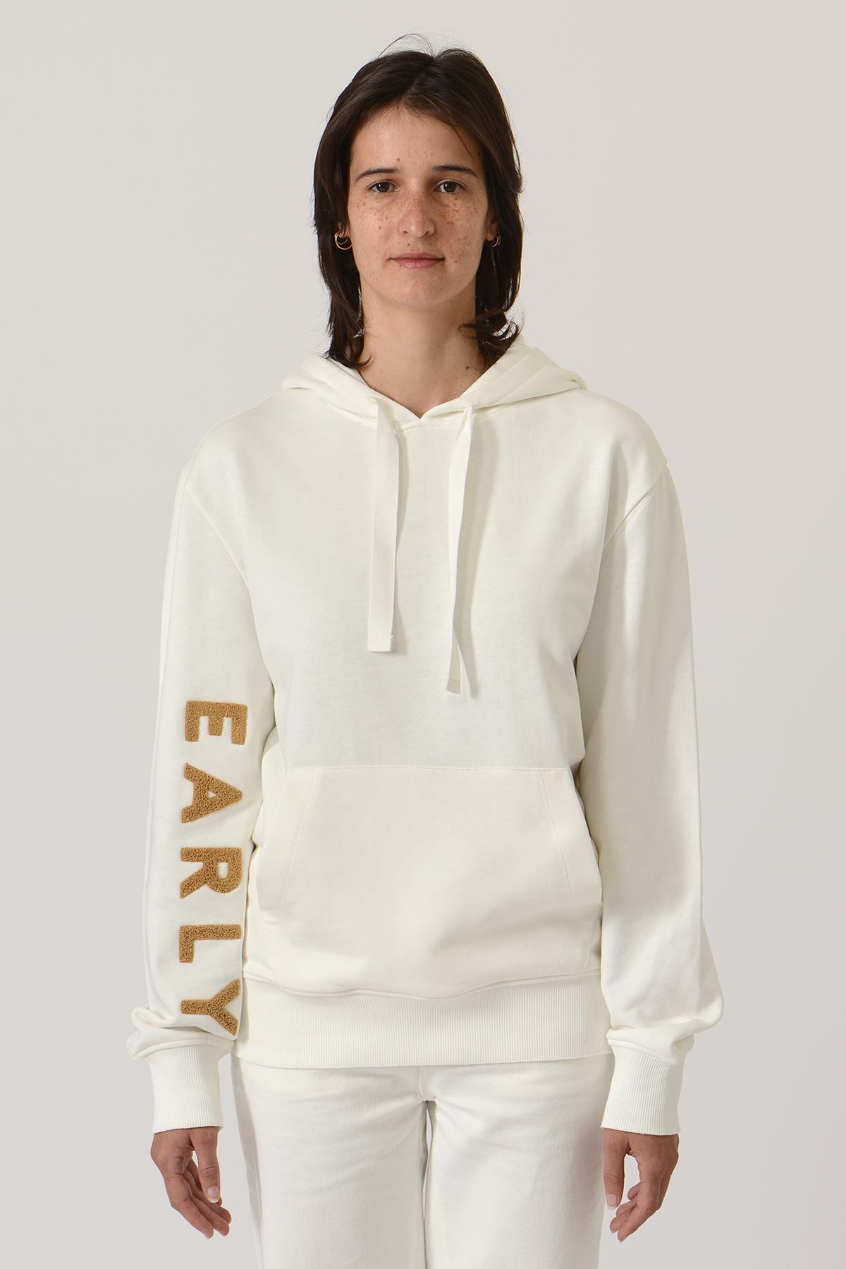 Early High-Stitch Logo Hoodie — ECRU/LATTE