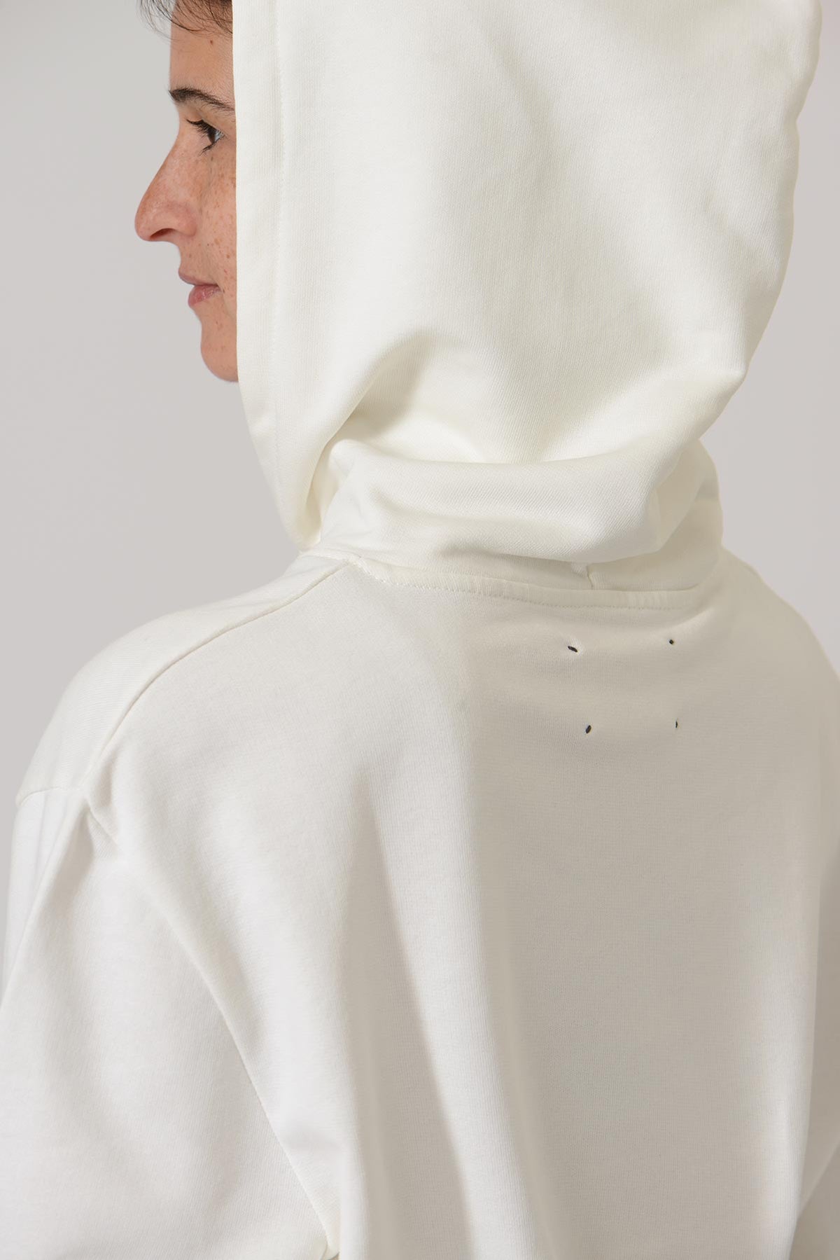 Early High-Stitch Logo Hoodie — ECRU/LATTE