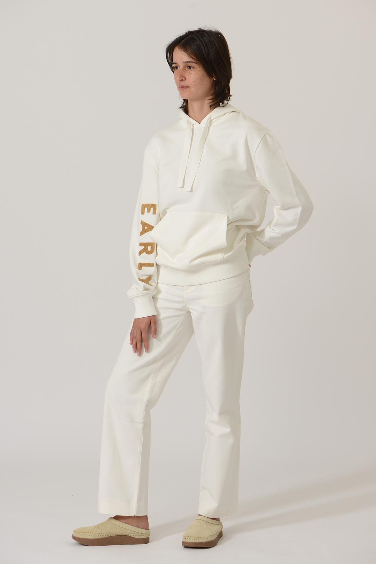 Early High-Stitch Logo Hoodie — ECRU/LATTE