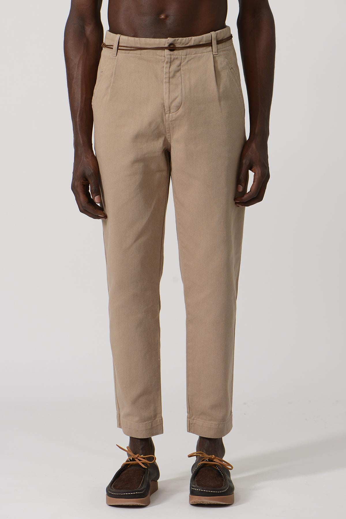 Emanuel Pants — NUTSHELL