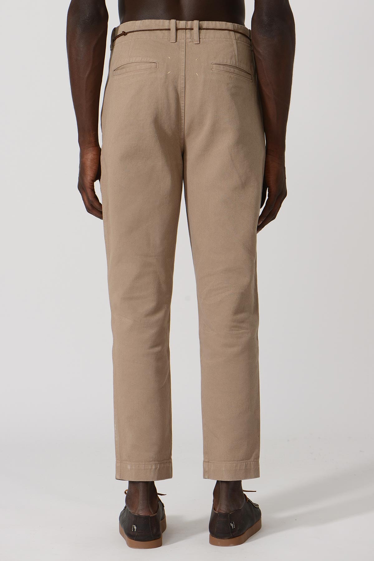 Emanuel Pants — NUTSHELL