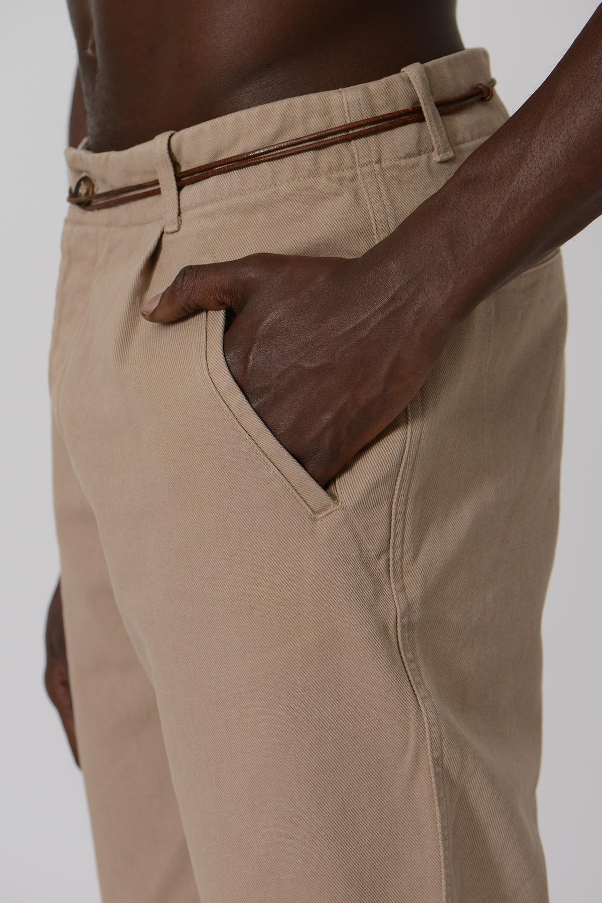 Emanuel Pants — NUTSHELL