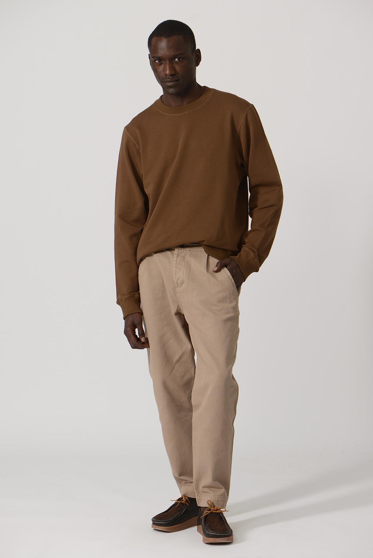 Bragas Sweater — BROWN