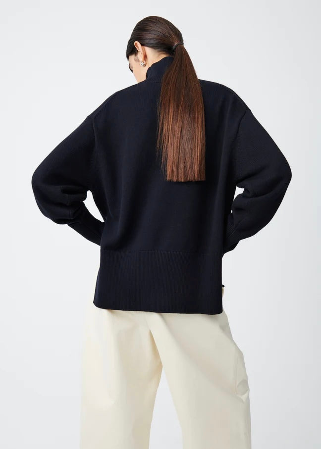 Viere Knit Jumper — DARK NAVY