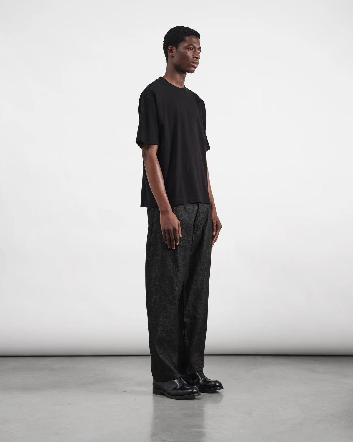 Bez Jeans Earth — BLACK