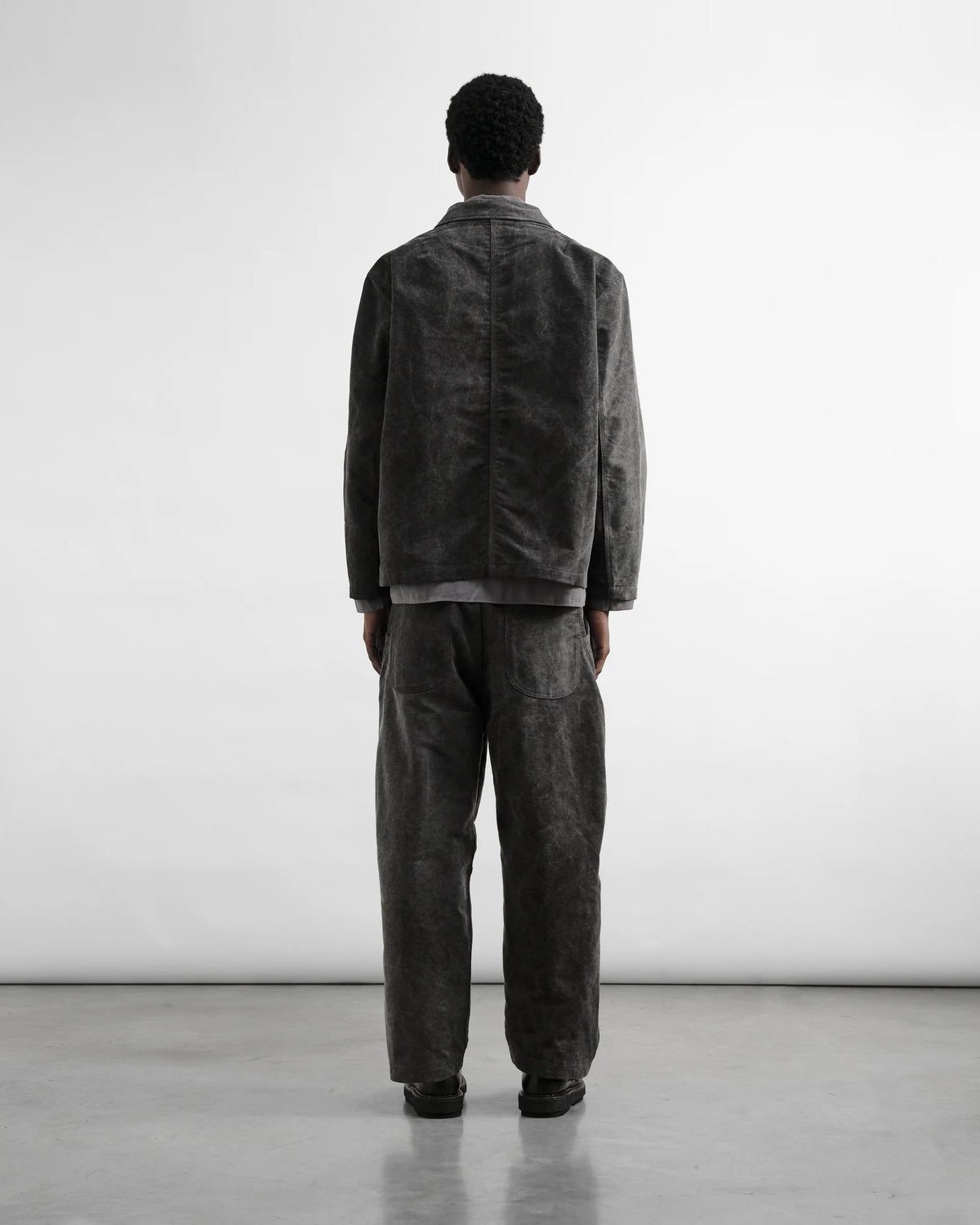 Twisted Seam Jean — CHARCOAL