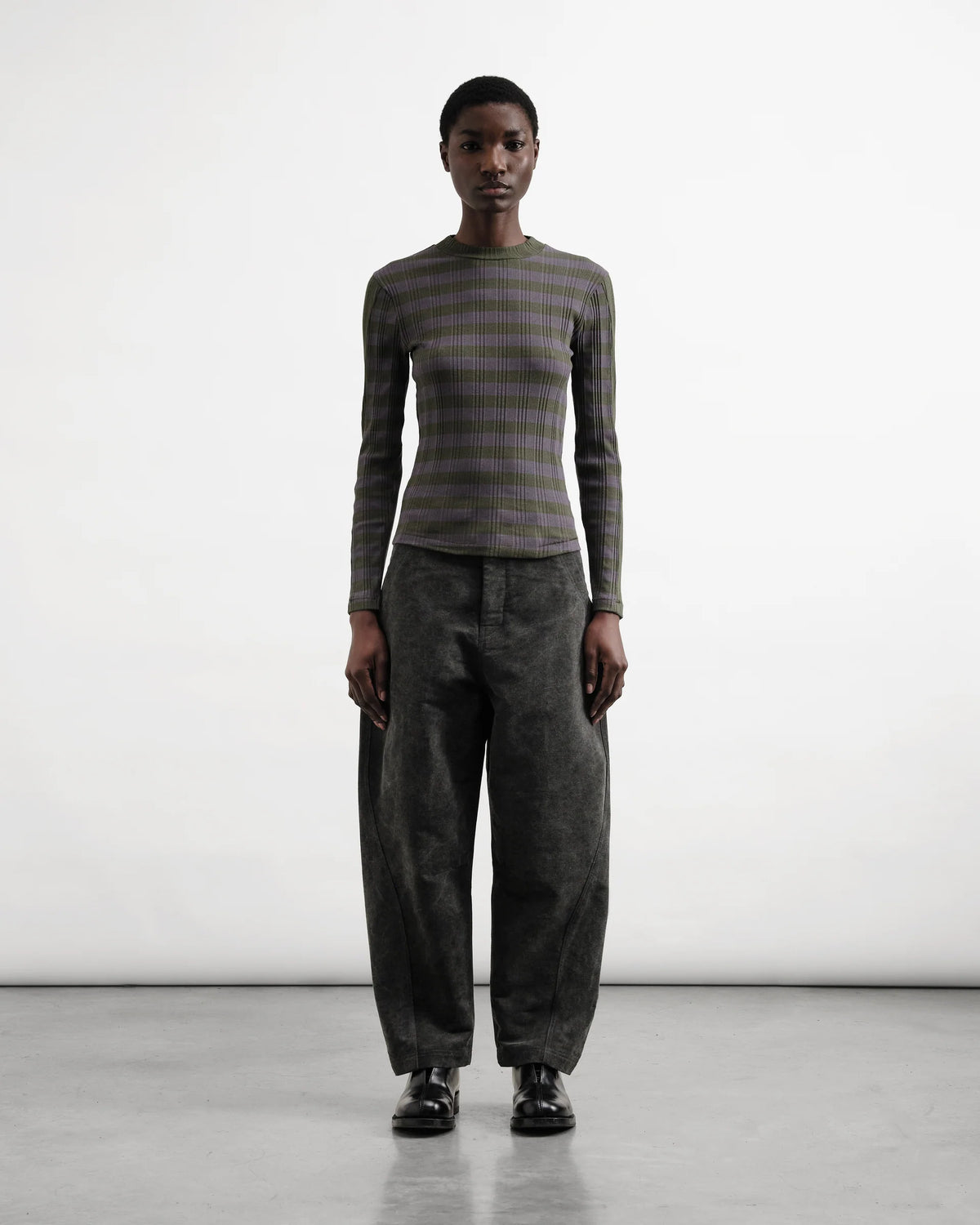 Twisted Seam Jean — CHARCOAL