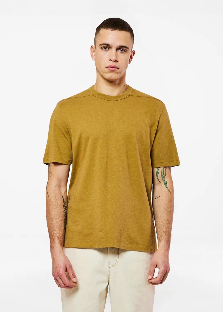 Rodger H T-Shirt — GOLDEN BROWN