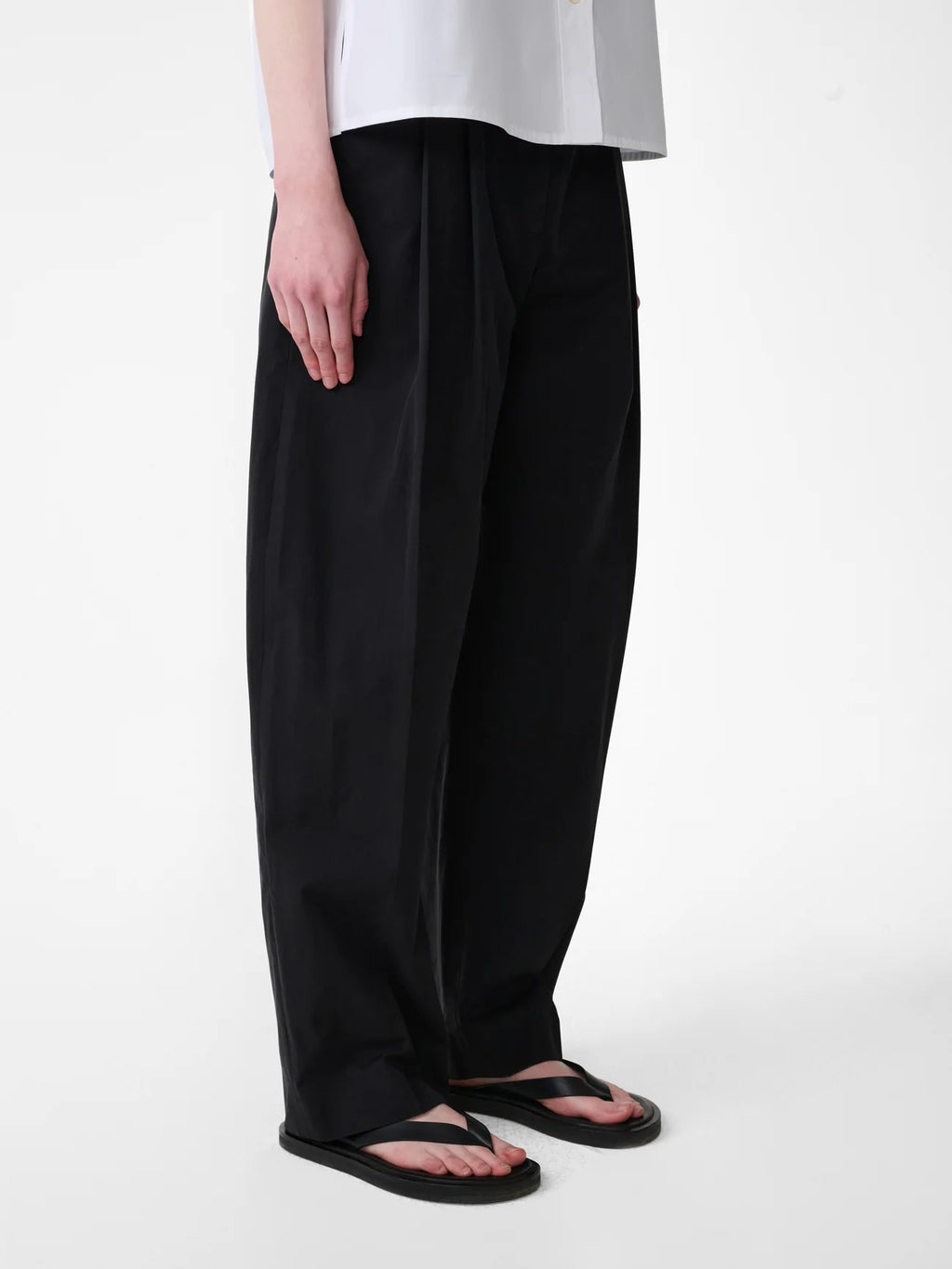 Sperro Cotton Tailored Pant — BLACK