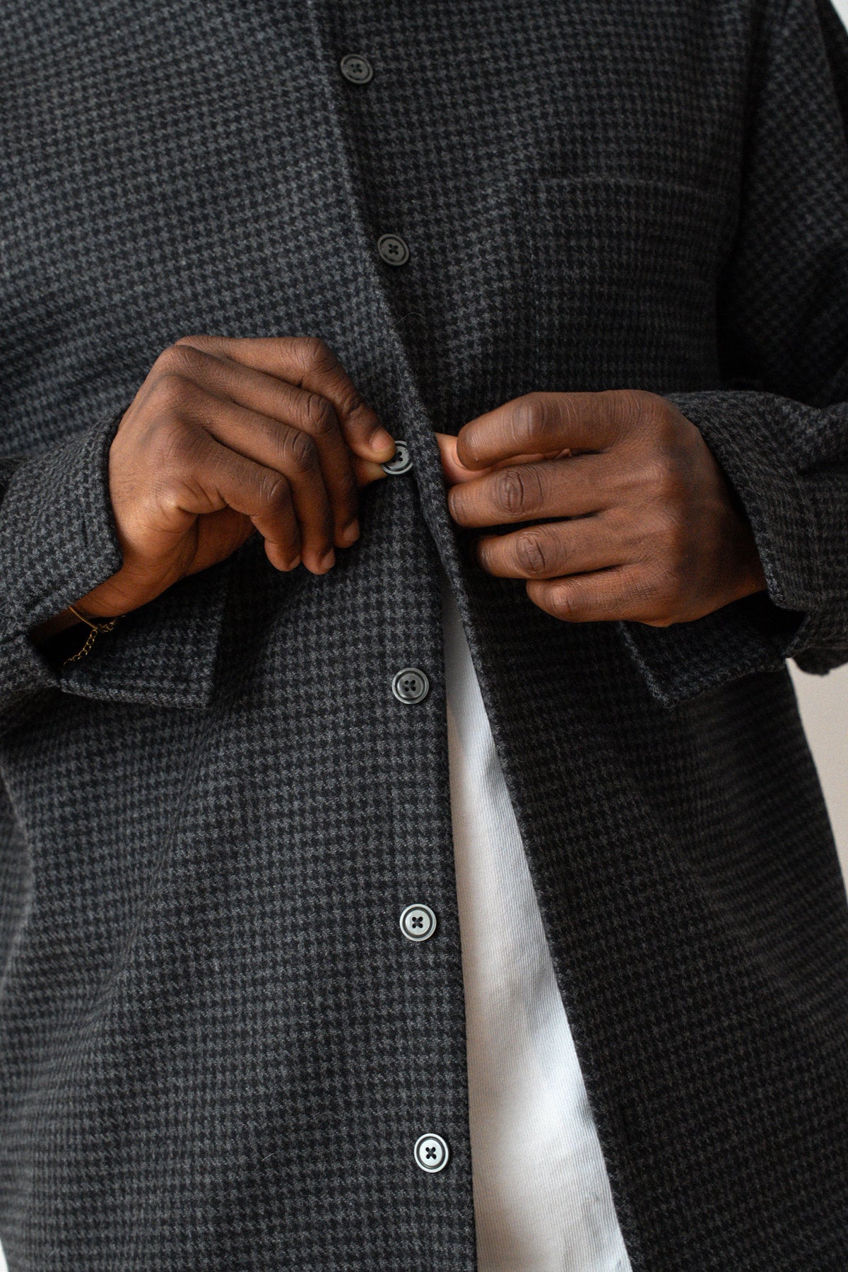 Épure Plaid Wool Overshirt — GRIS NOIR