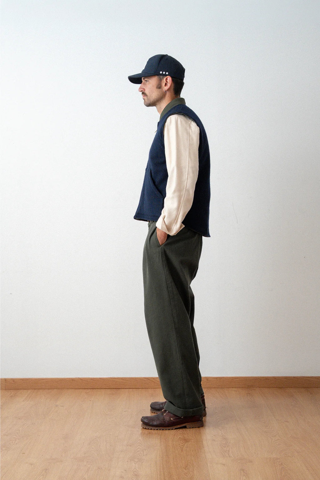 Marin Pleated Cotton Trousers — KAKI