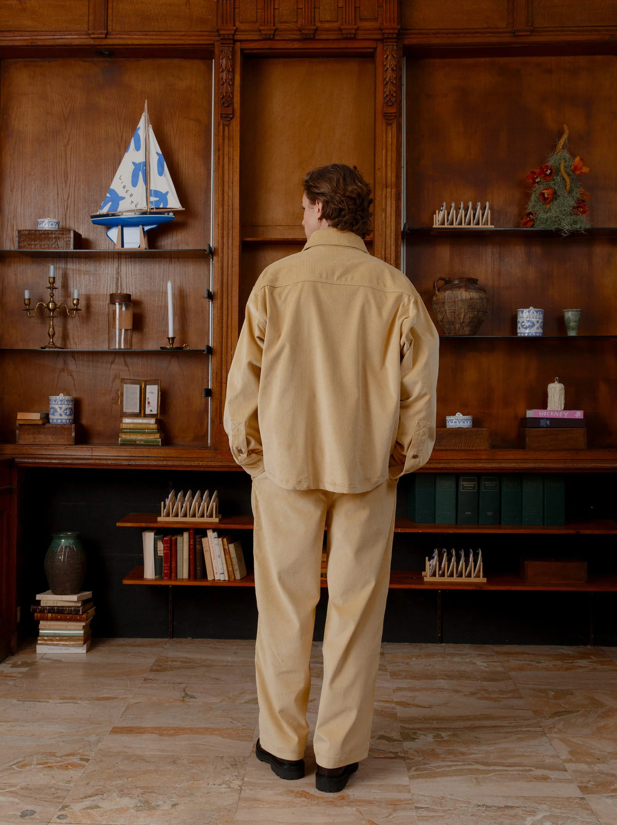 Unisex Velours Elastic Corduroy Jacket — STRAW
