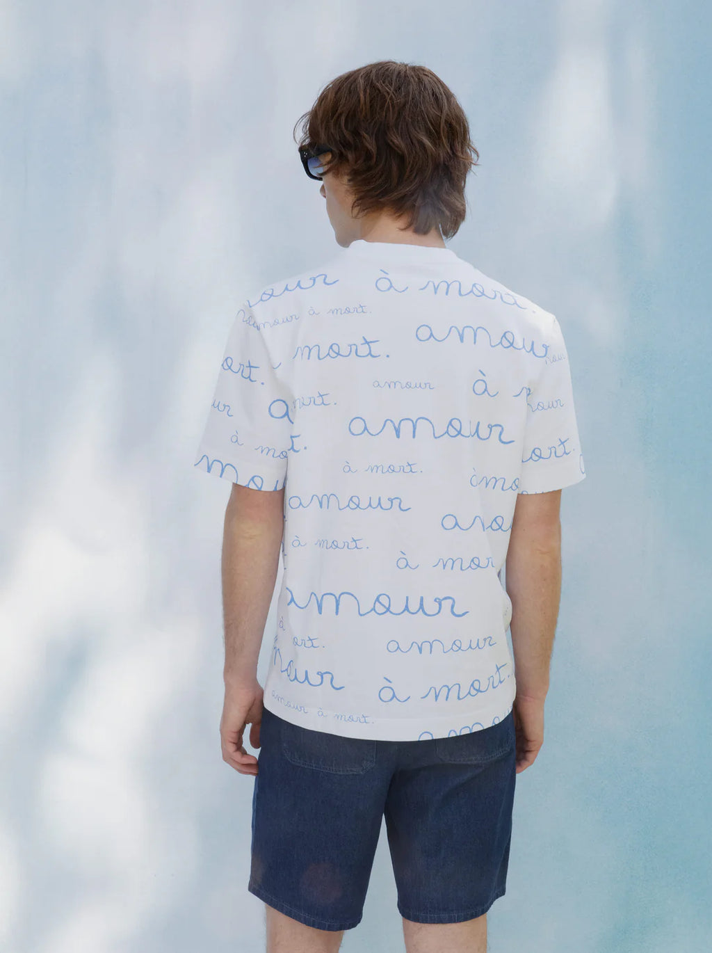 Unisex AMOUR È MORT Tee — WHITE / BLUE