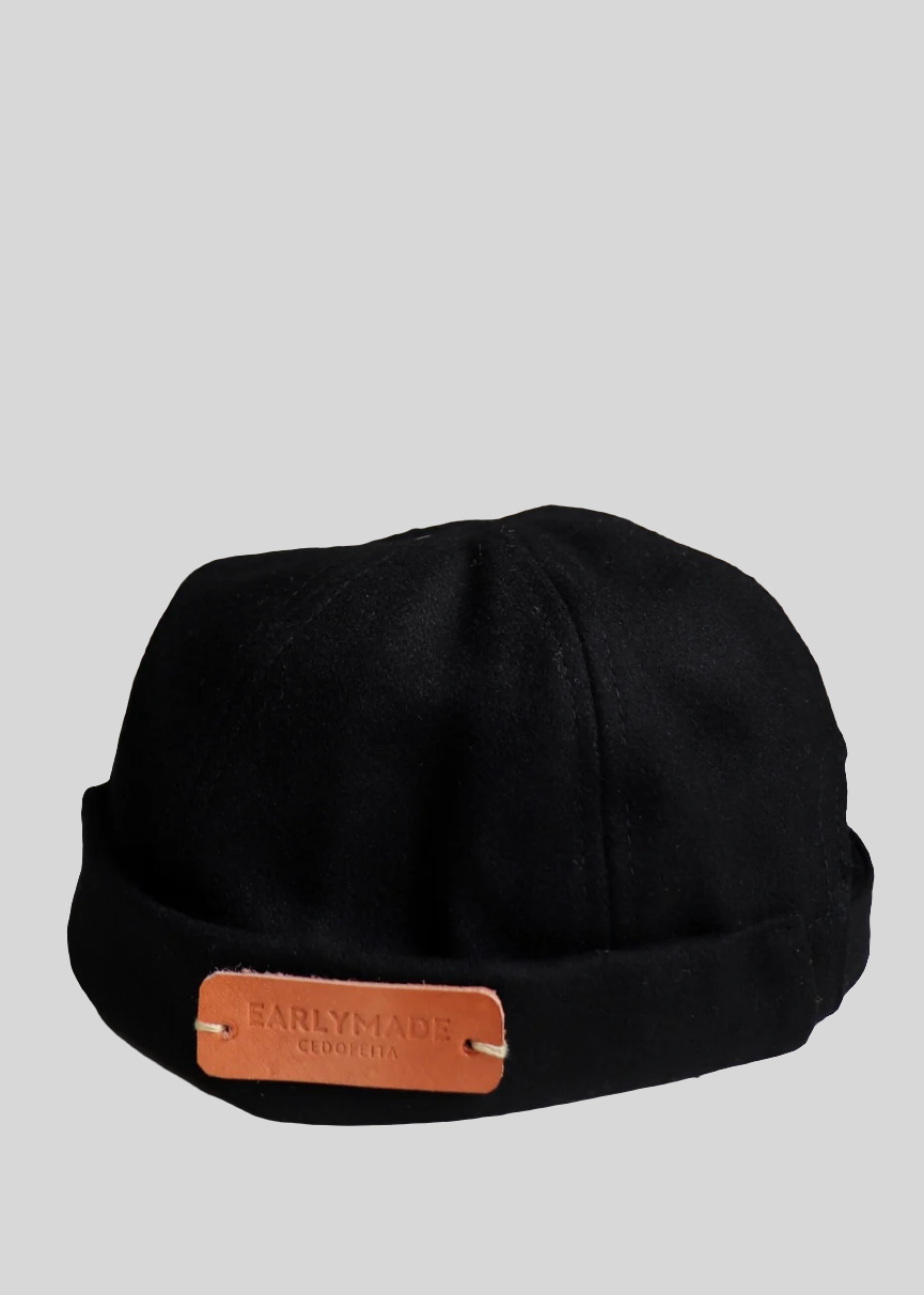 Burel Beanie — BLACK / NAVY
