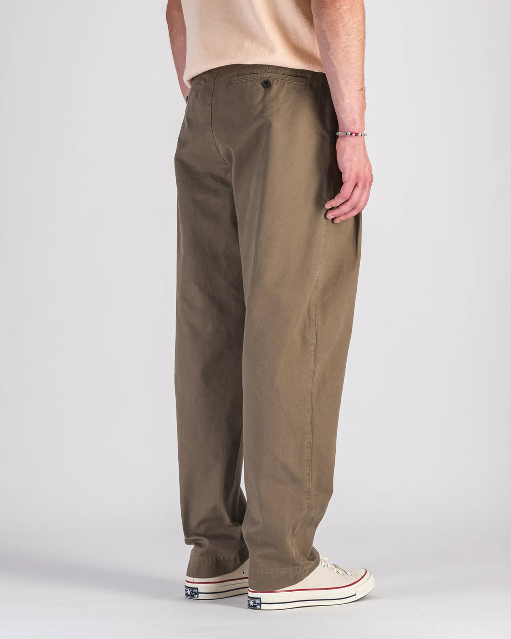 Double Pleats Twill Pants — MOKA