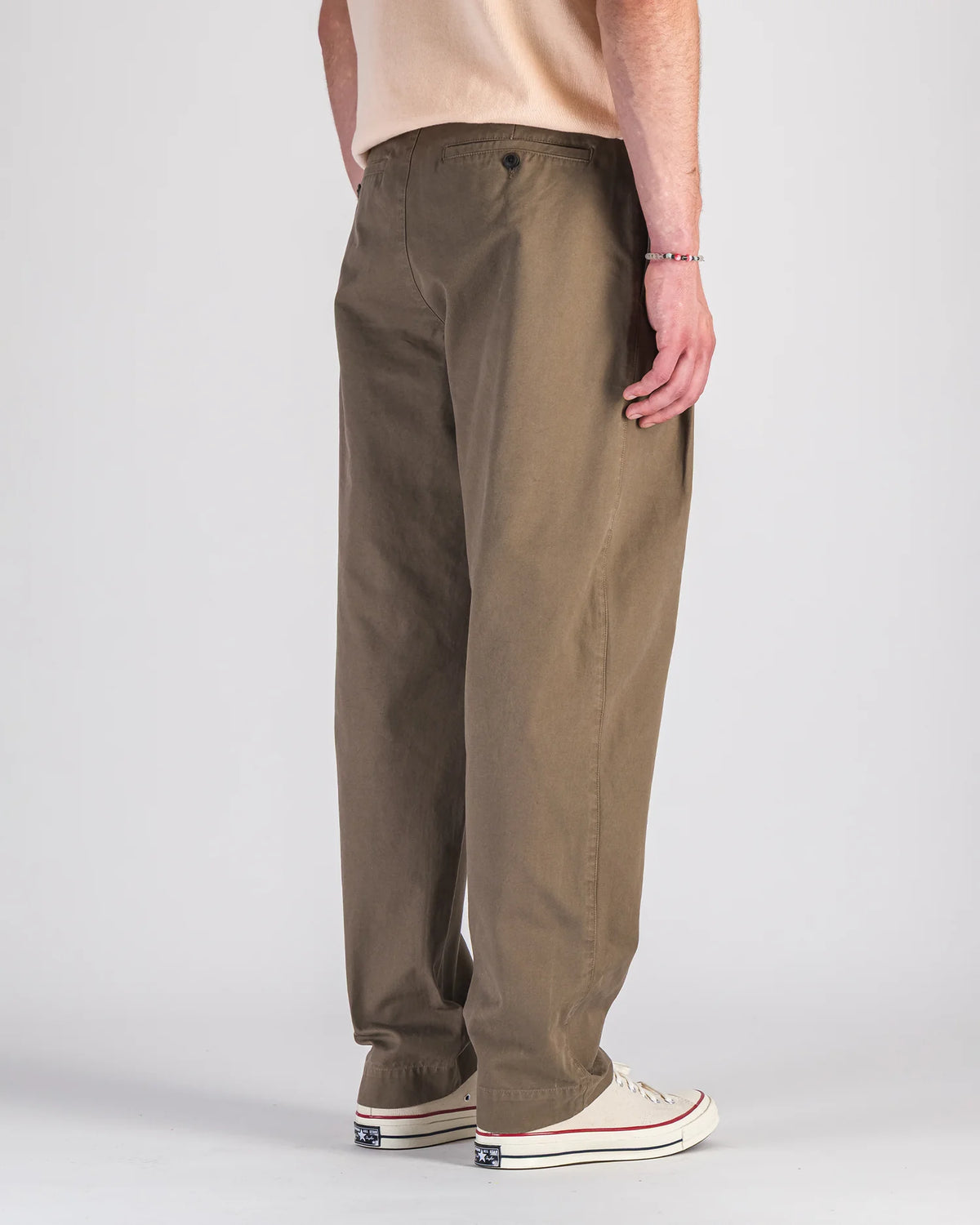 Double Pleats Twill Pants — MOKA