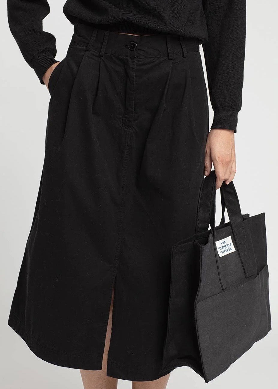 Jinoli Crisp Skirt — BLACK