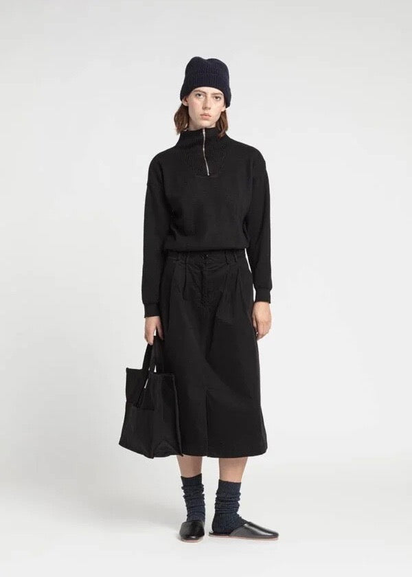 Jinoli Crisp Skirt — BLACK