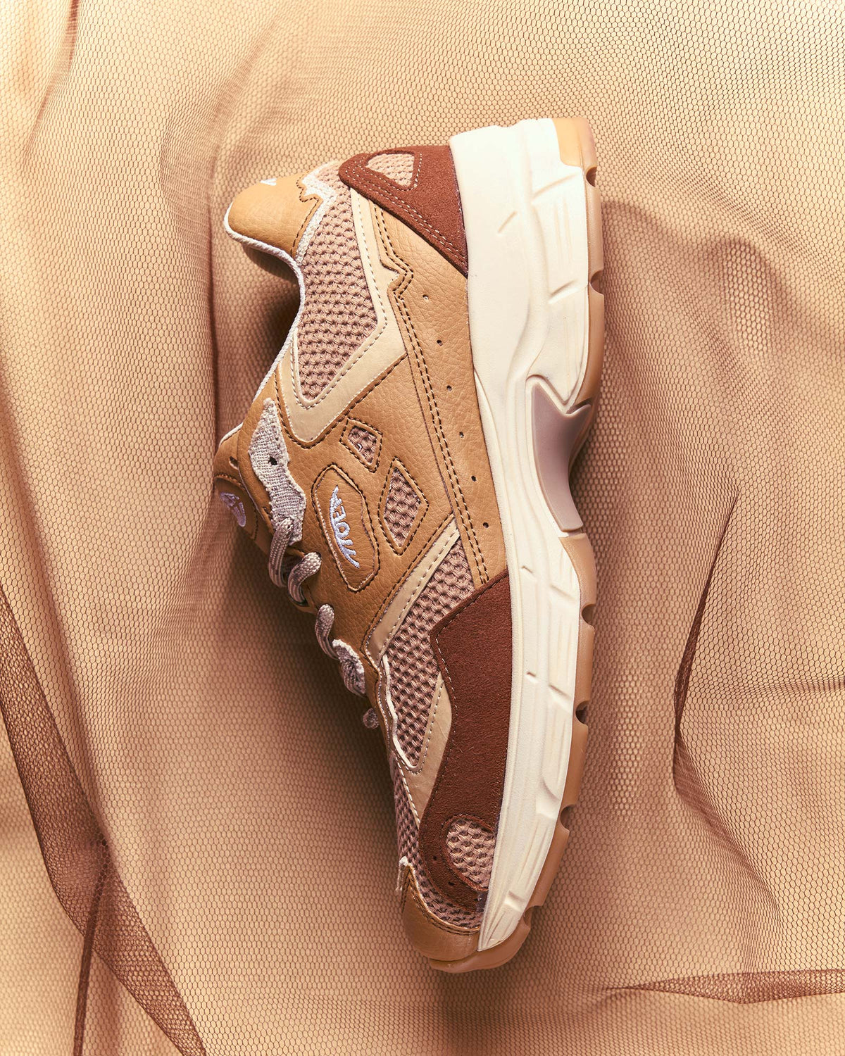 Rush Vegan Sneaker — Corn — FULL CAMEL