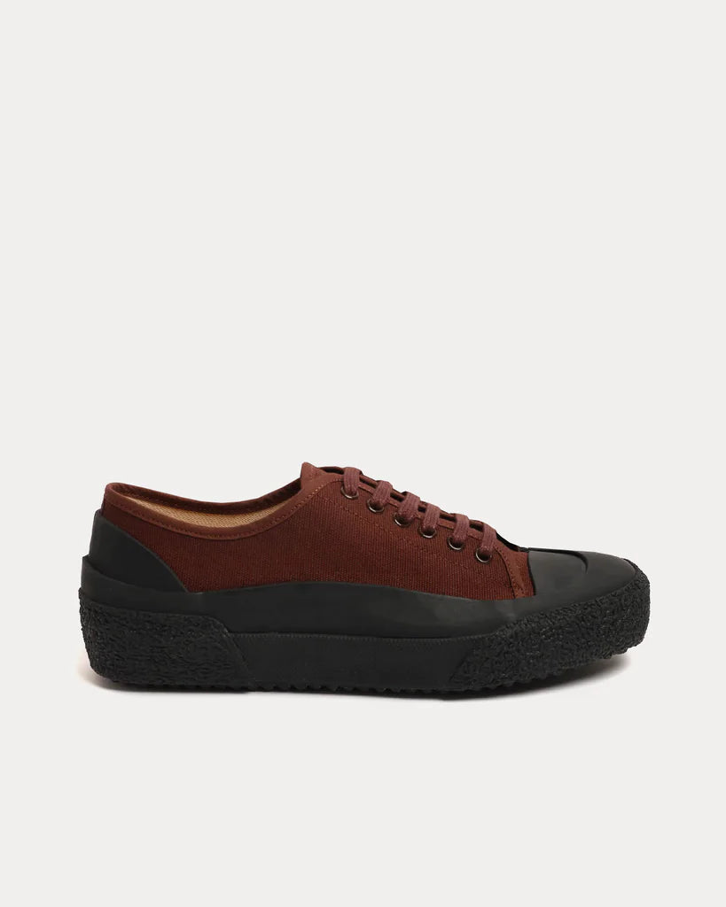 Sharp Canvas Shoe — CHESTNUT