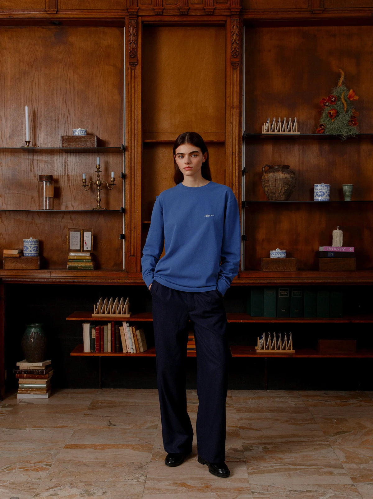 Unisex "IN THE CLUB" Long-Sleeve Embroidered T-Shirt — BLUE
