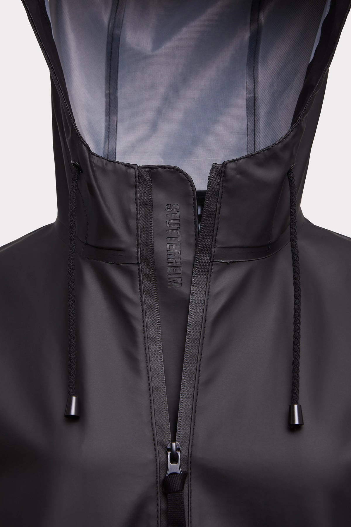 Camden Lightweight Raincoat — BLACK