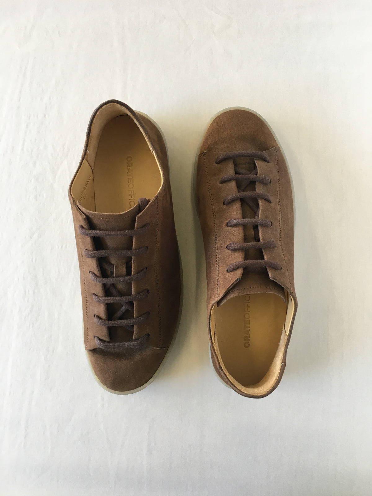 Pedro Leather Low Top Trainer — BROWN