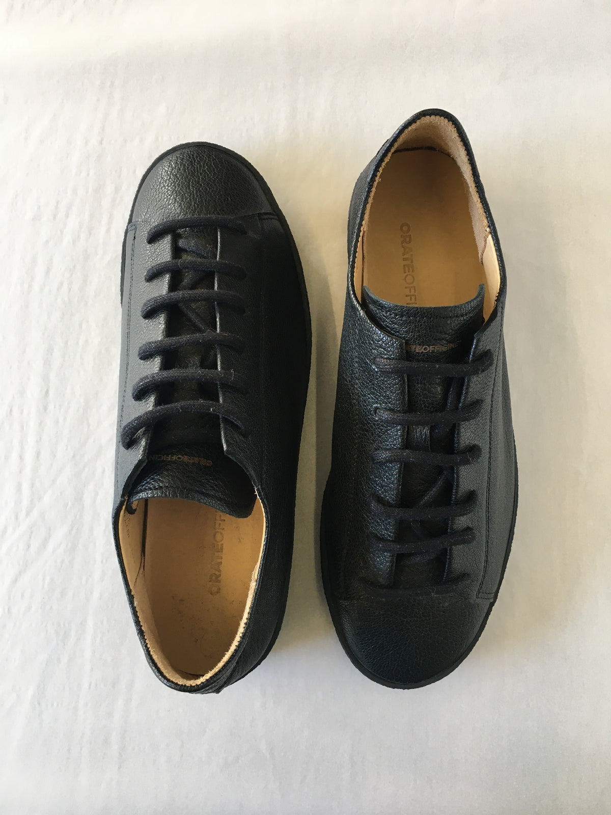 Pedro Leather Low Top Trainer — BLACK