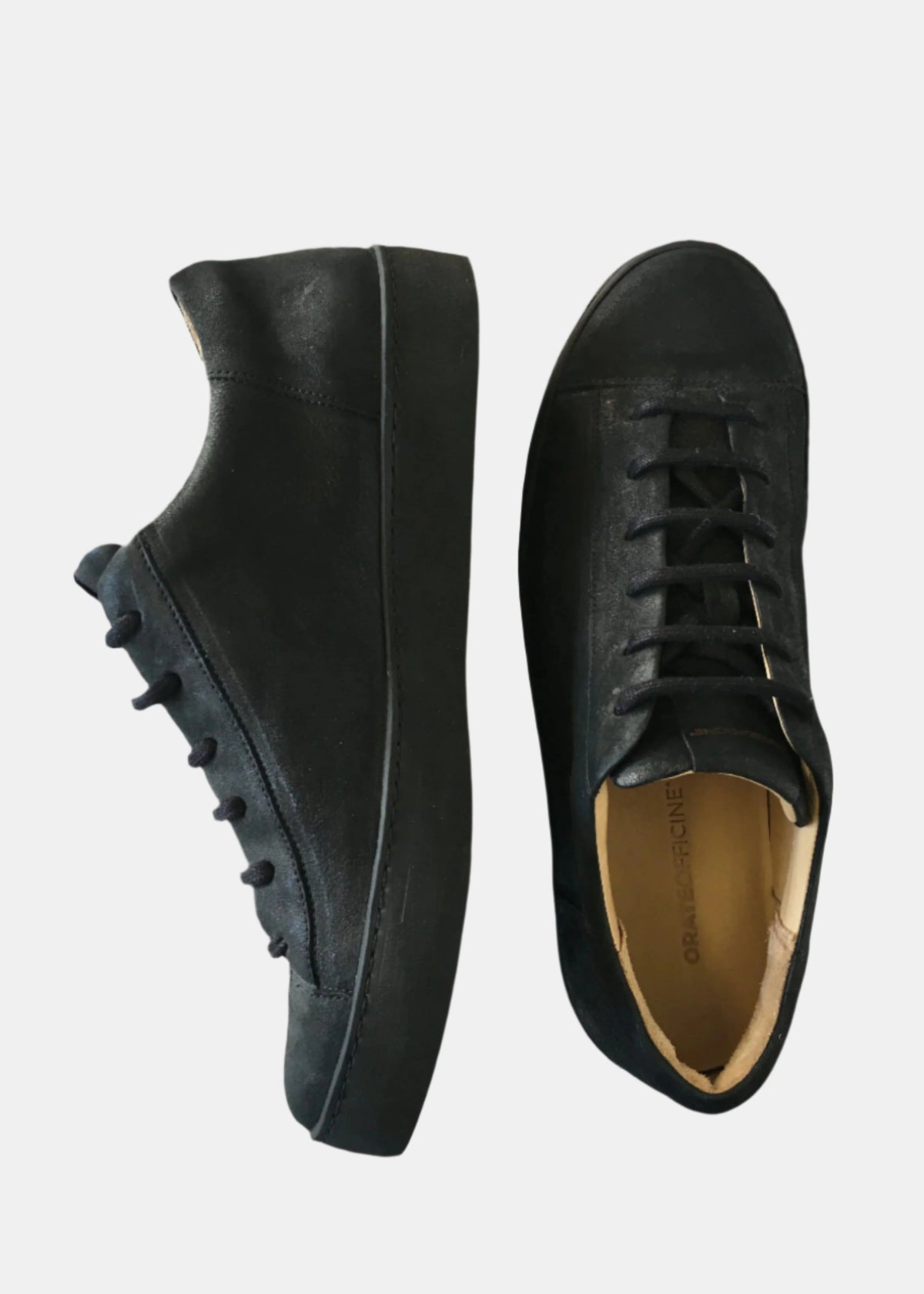 Ezequiel Leather Low Top Trainer — BLACK